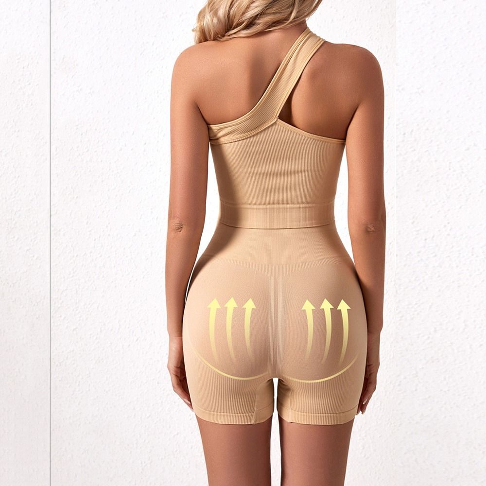 طقم رياضي نسائي مريح من قطعتين - مراجعة Seamless Ribbed Workout Tank Top وسعره